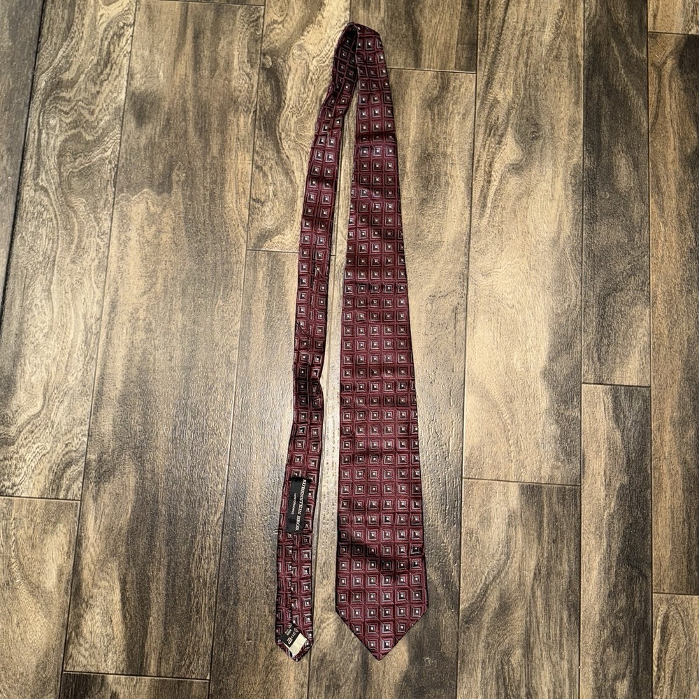 Ermenegildo Zegna Men's 100% Silk Tie Geometric Pattern Red & Grey Neck Tie